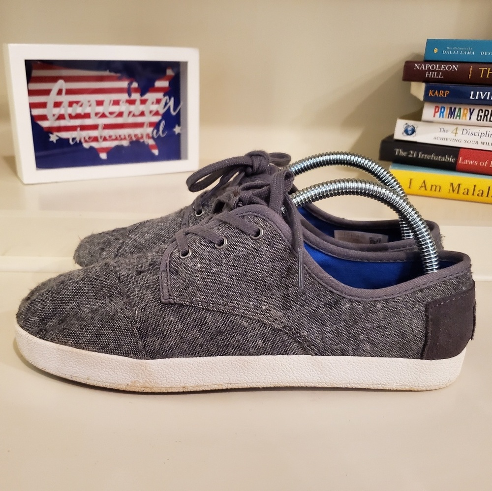 TOMS Youth 5.5 | GUC | With or Without Laces - Picture 3 of 8